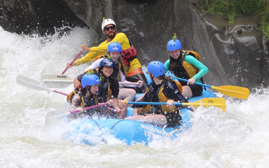 Tortuguero Tour & Pacuare River Rafting 5 Days